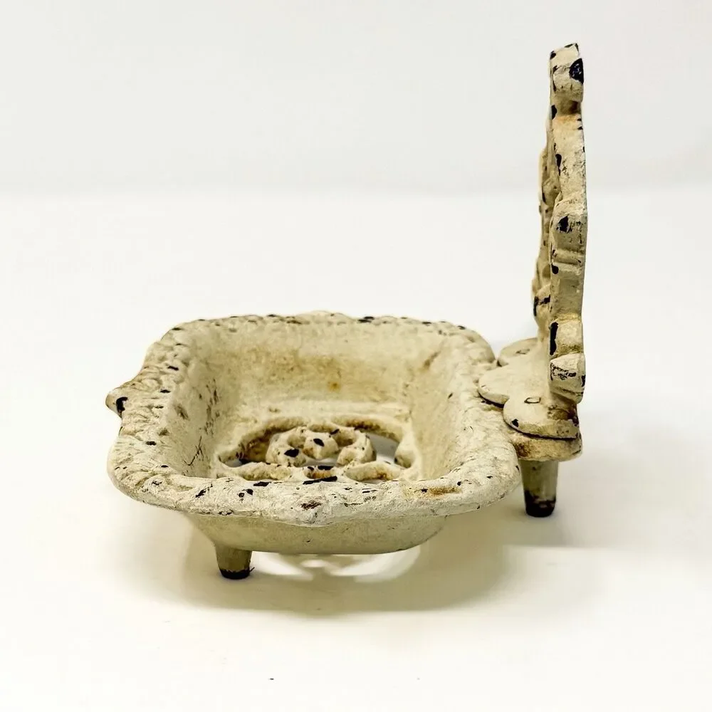 Unbranded ornate cast